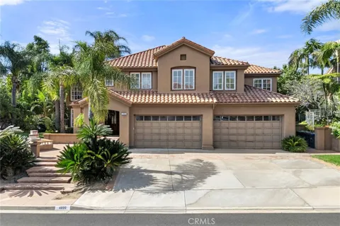 4890 Green Crest