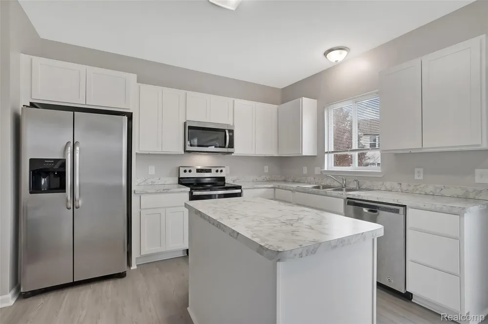 7197 Essex Drive York Charter Township, MI 48197