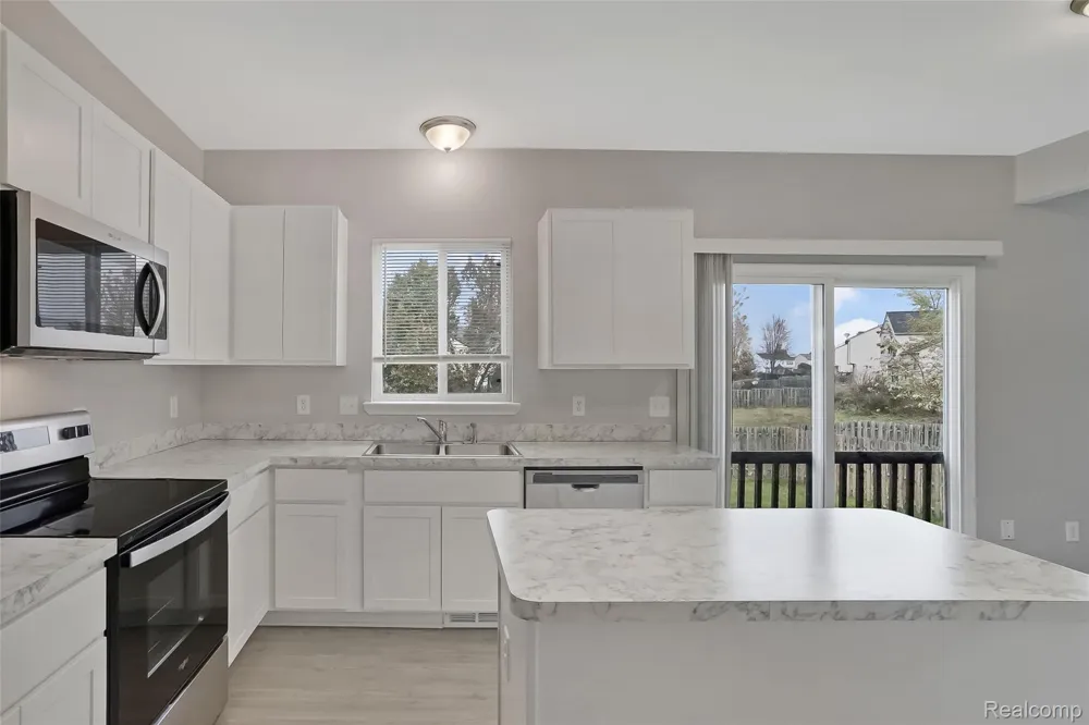 7197 Essex Drive York Charter Township, MI 48197