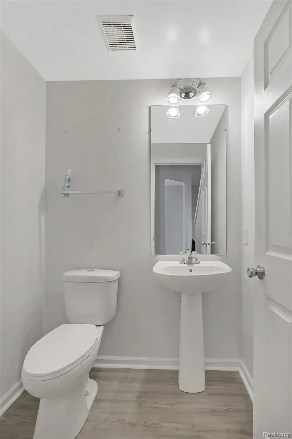 7197 Essex Drive York Charter Township, MI 48197