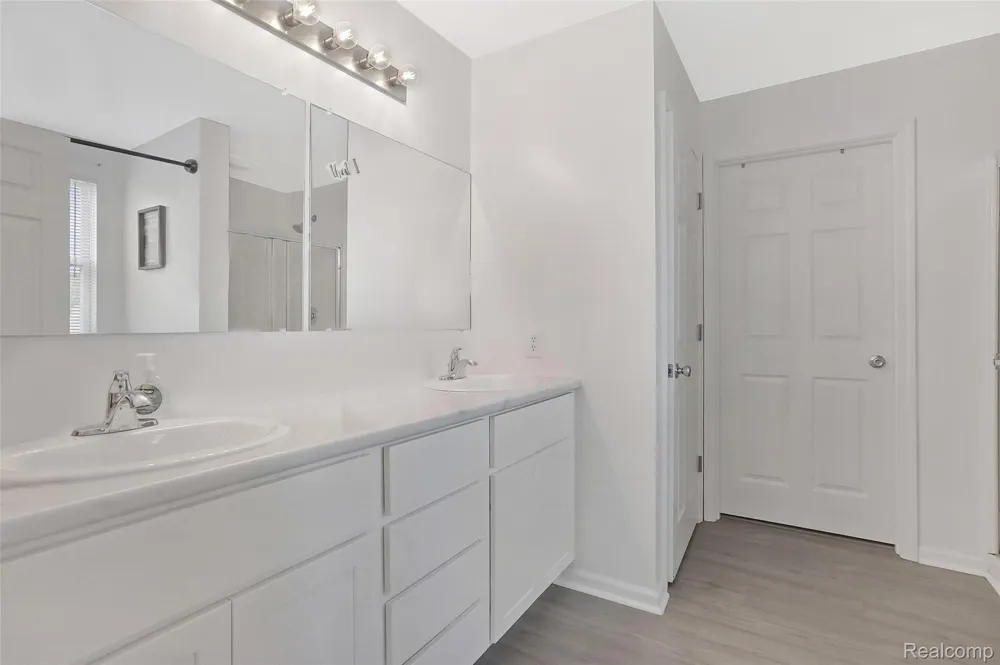 7197 Essex Drive York Charter Township, MI 48197