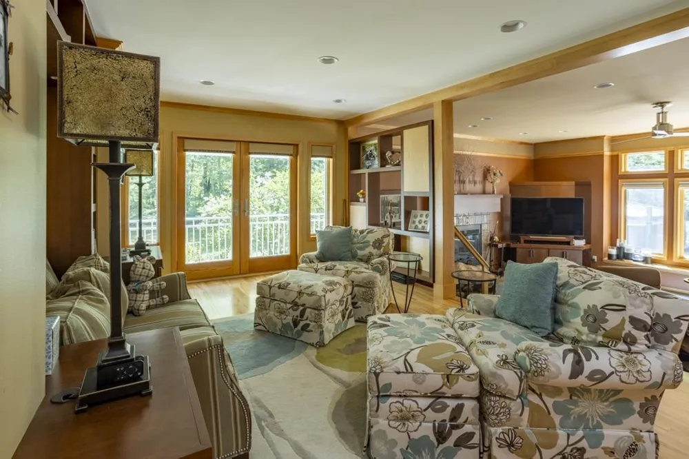 151 Dubonnet Trail Green Lake Township, MI 49643