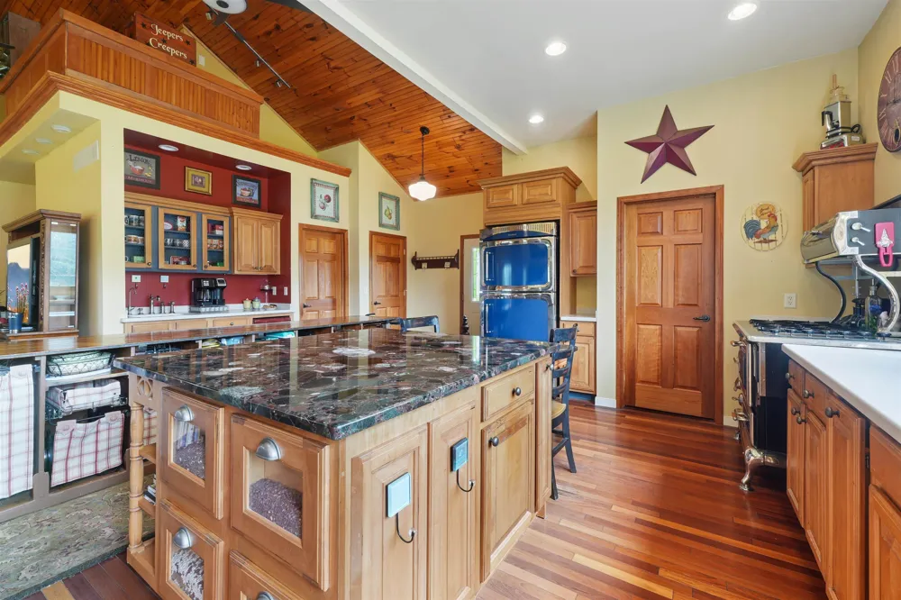 16186 200th Avenue Le Roy Township, MI 49655