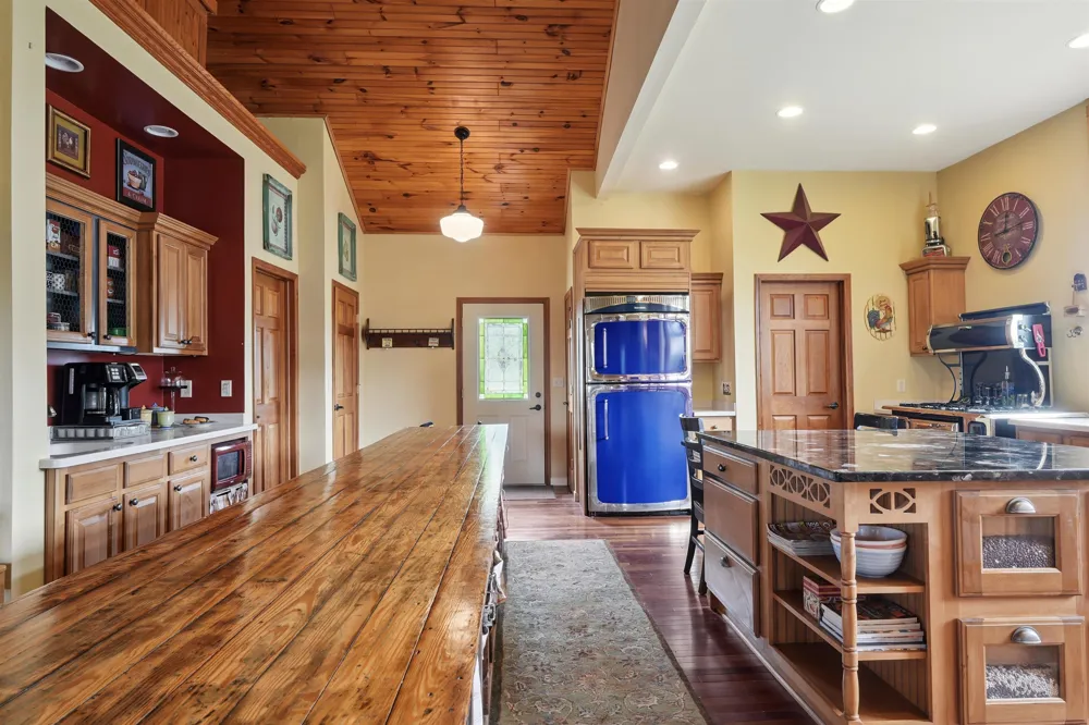 16186 200th Avenue Le Roy Township, MI 49655