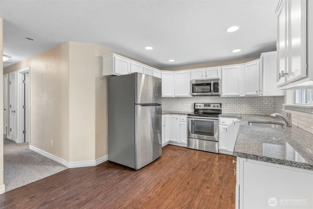 53 Michael St Cathlamet, WA 98612