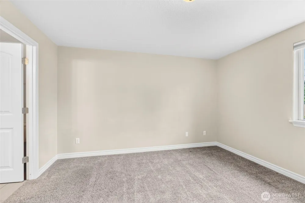 53 Michael St Cathlamet, WA 98612