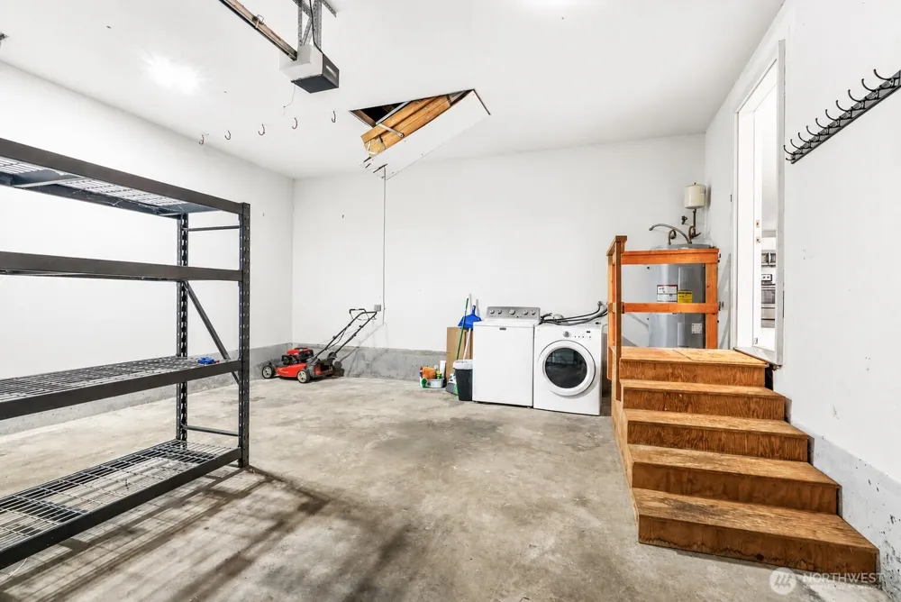 53 Michael St Cathlamet, WA 98612