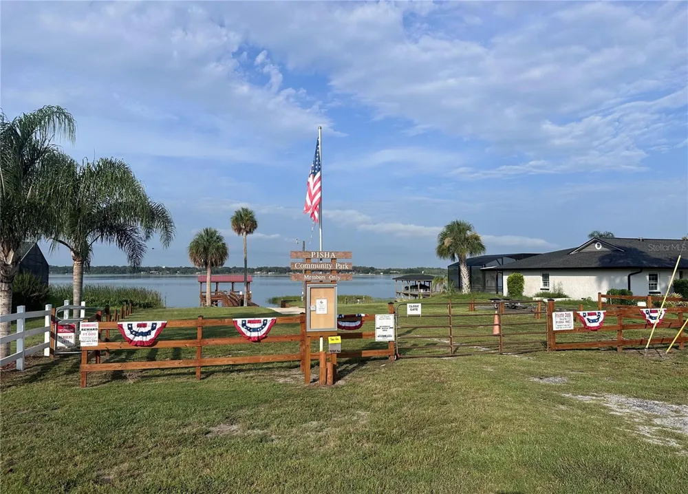 5216 SYDNEY ROAD Fruitland Park, FL 34731