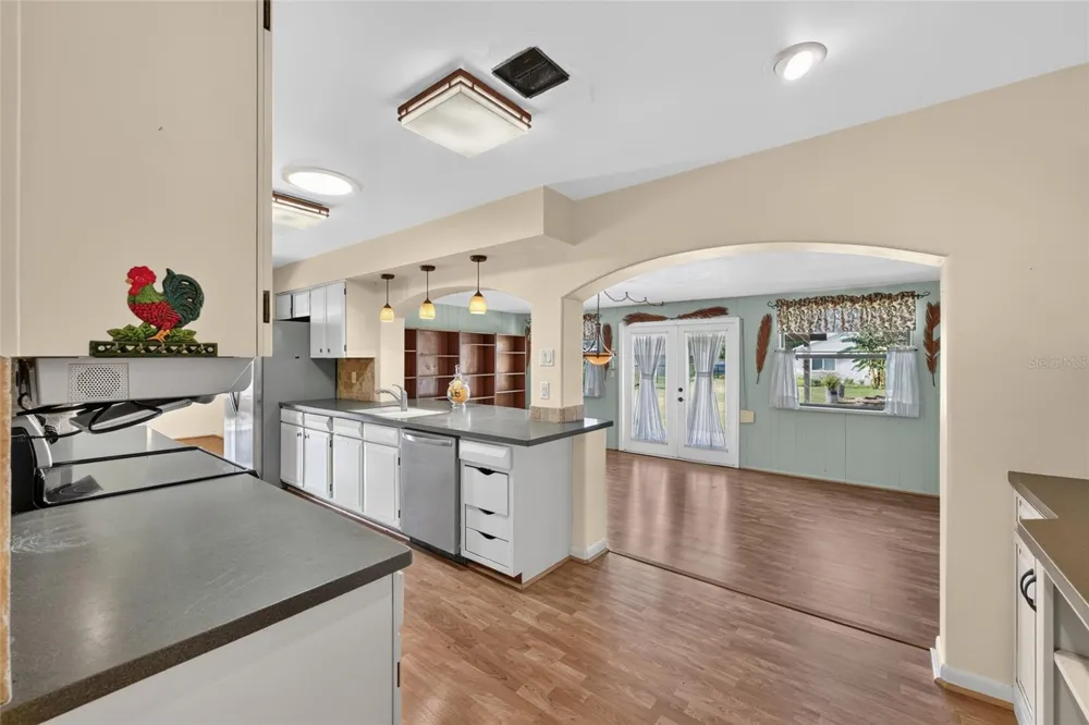 5216 SYDNEY ROAD Fruitland Park, FL 34731