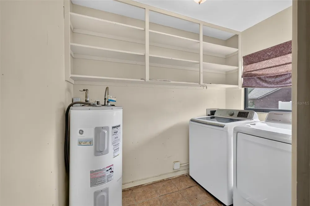 5216 SYDNEY ROAD Fruitland Park, FL 34731