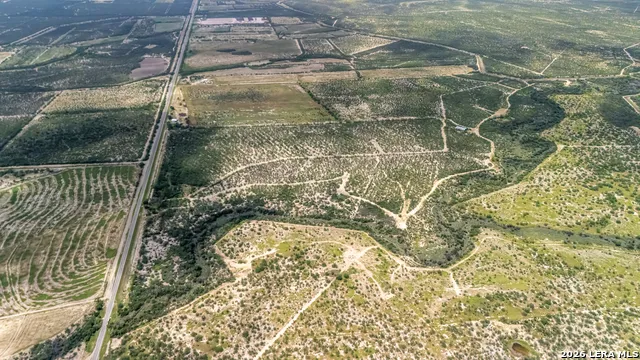 23885 FM 1021 El Indio, TX 78860