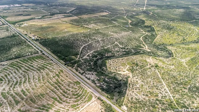 23885 FM 1021 El Indio, TX 78860