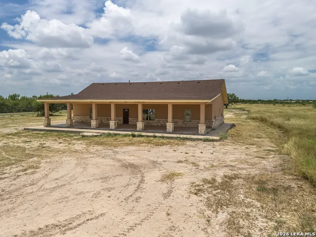 23885 FM 1021 El Indio, TX 78860