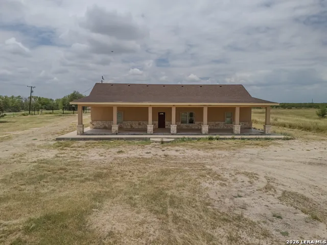 23885 FM 1021 El Indio, TX 78860
