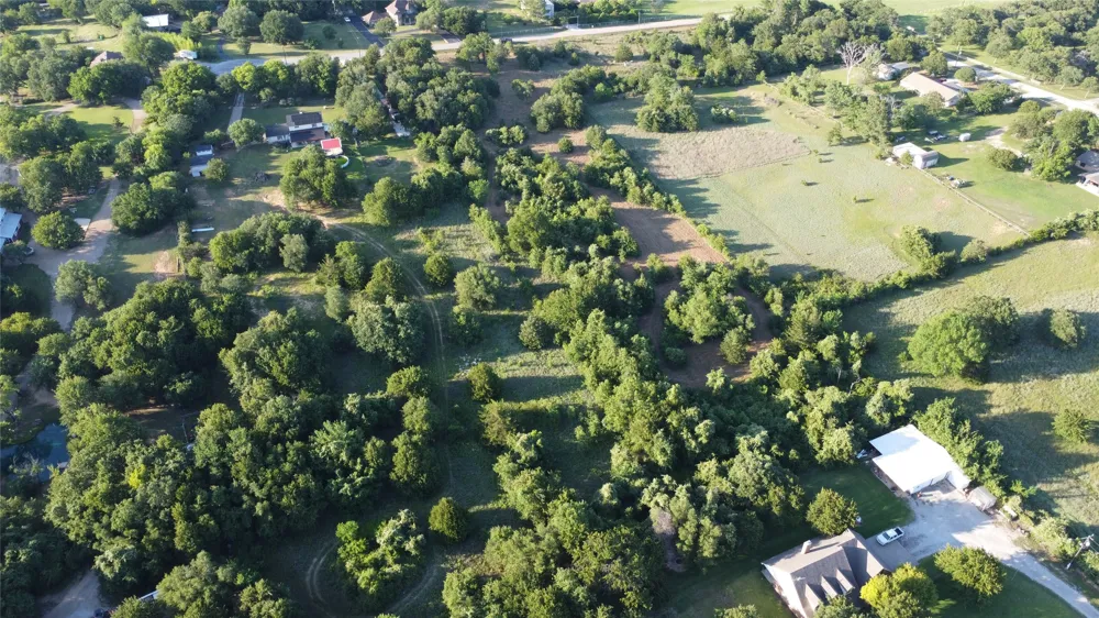 8005 Vista Lago Street Azle, TX 76020