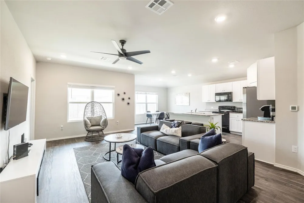 6013 Shanjia Drive Austin, TX 78724