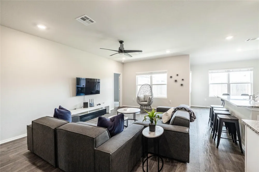 6013 Shanjia Drive Austin, TX 78724