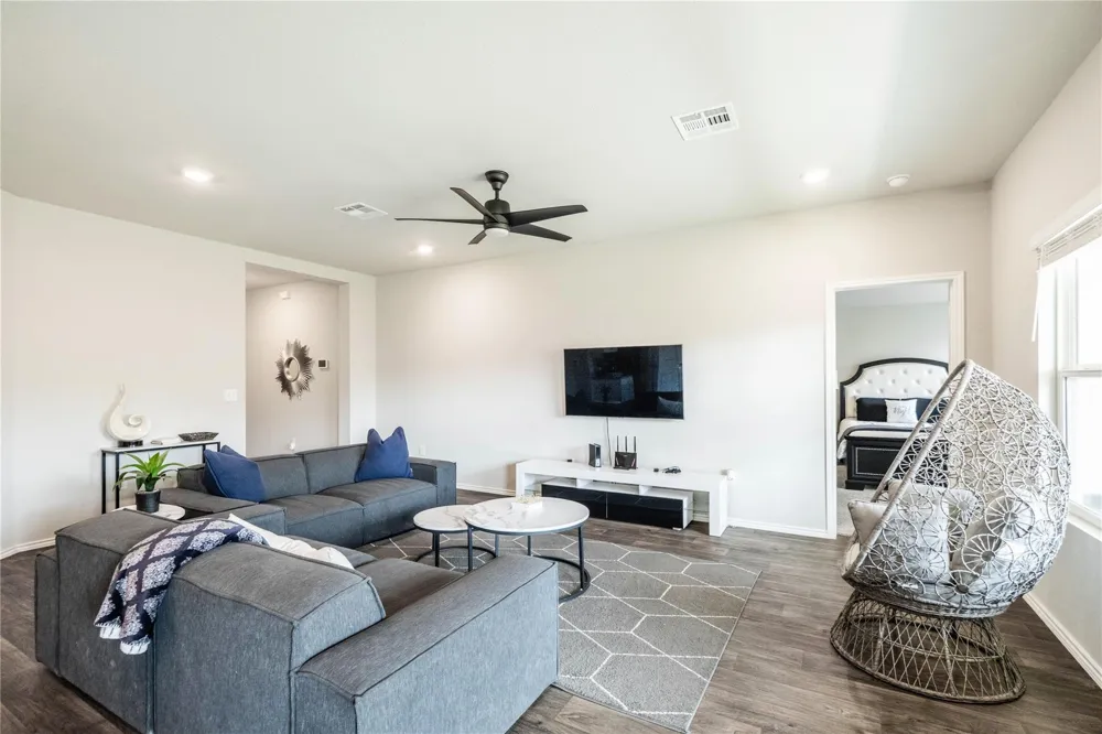 6013 Shanjia Drive Austin, TX 78724