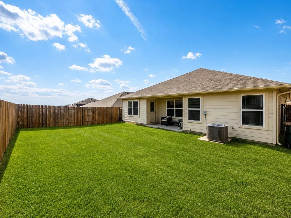 6013 Shanjia Drive Austin, TX 78724