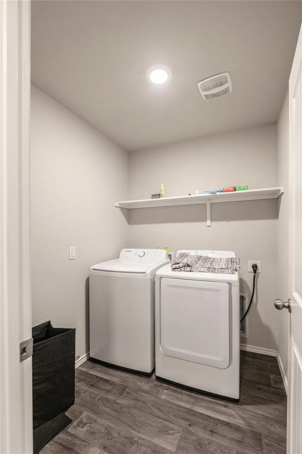 6013 Shanjia Drive Austin, TX 78724