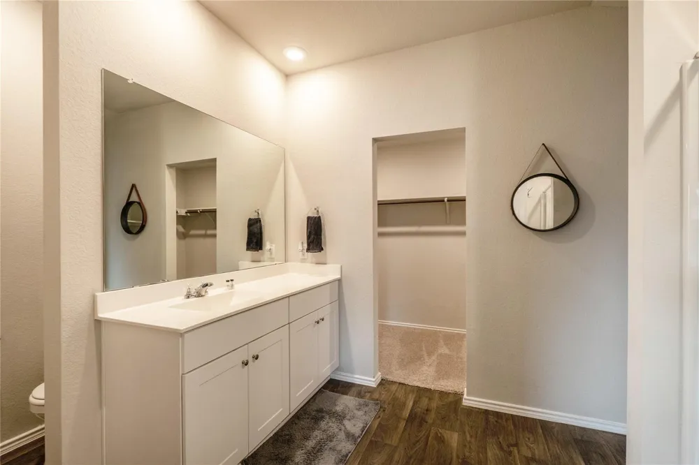 6013 Shanjia Drive Austin, TX 78724