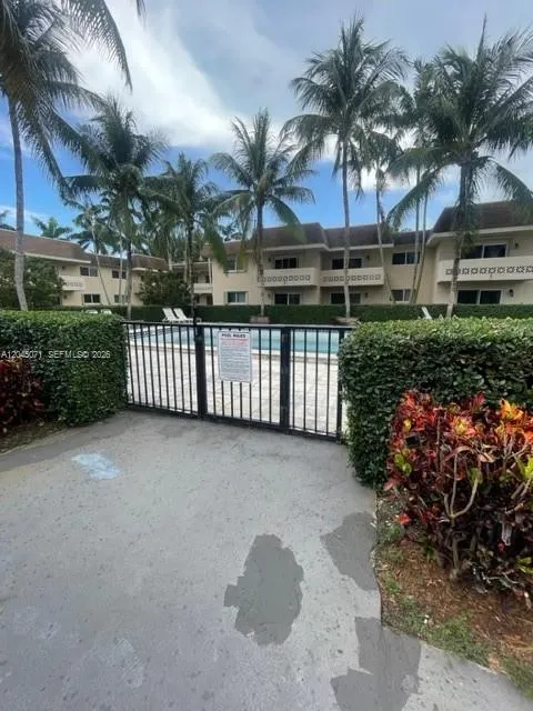 14500 SW 88th Ave #247 Palmetto Bay, FL 33176