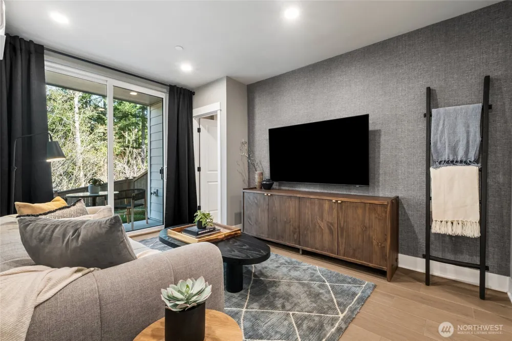 8605 Summit Avenue SE #13 Snoqualmie, WA 98065