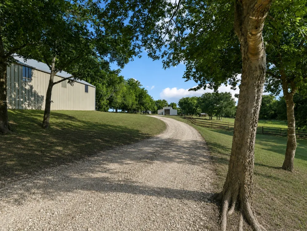 16900 County Road 706 Leonard, TX 75452