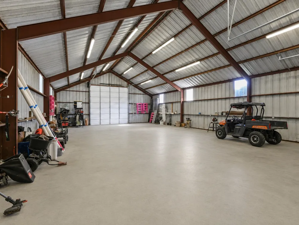 16900 County Road 706 Leonard, TX 75452