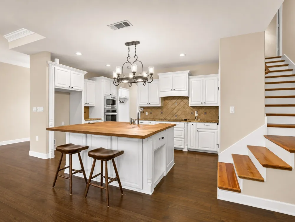 16900 County Road 706 Leonard, TX 75452