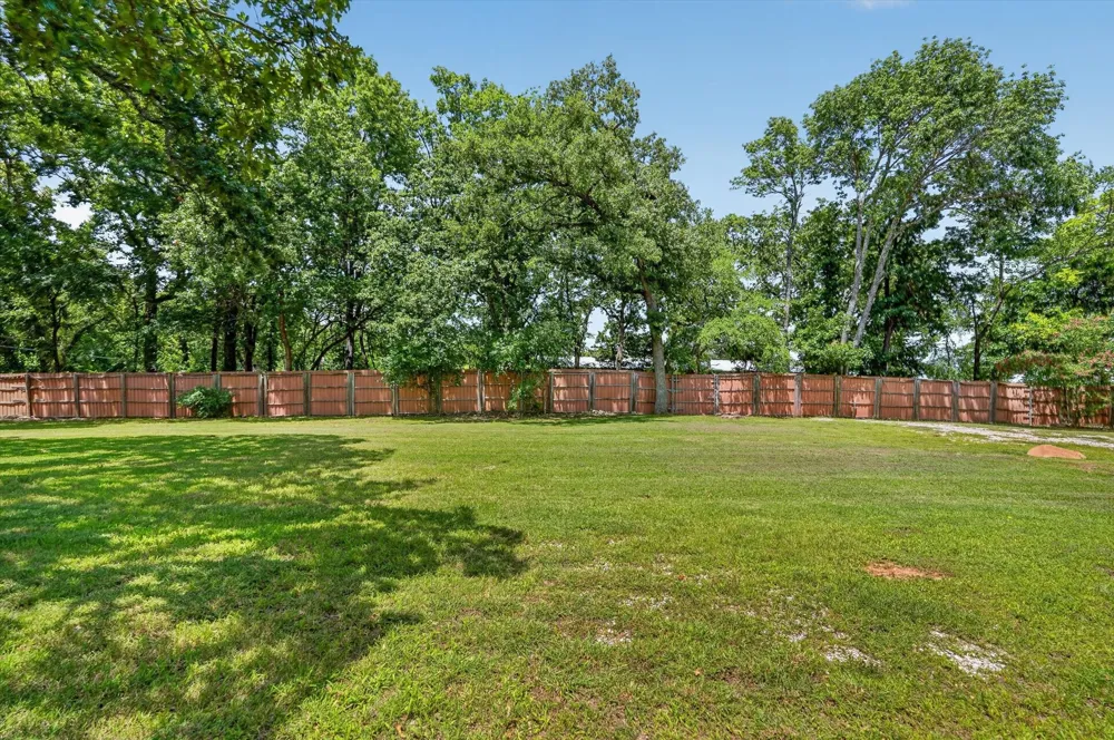 138 Daniel Lane Pottsboro, TX 75076