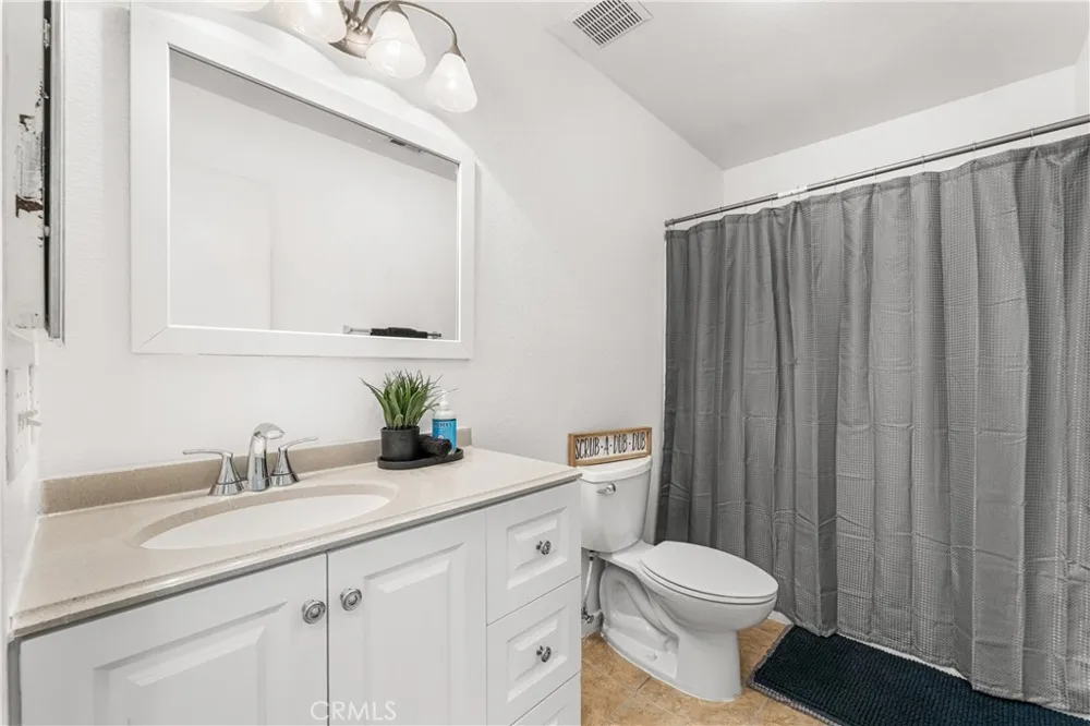 45420 Fairbanks Lancaster, CA 93534