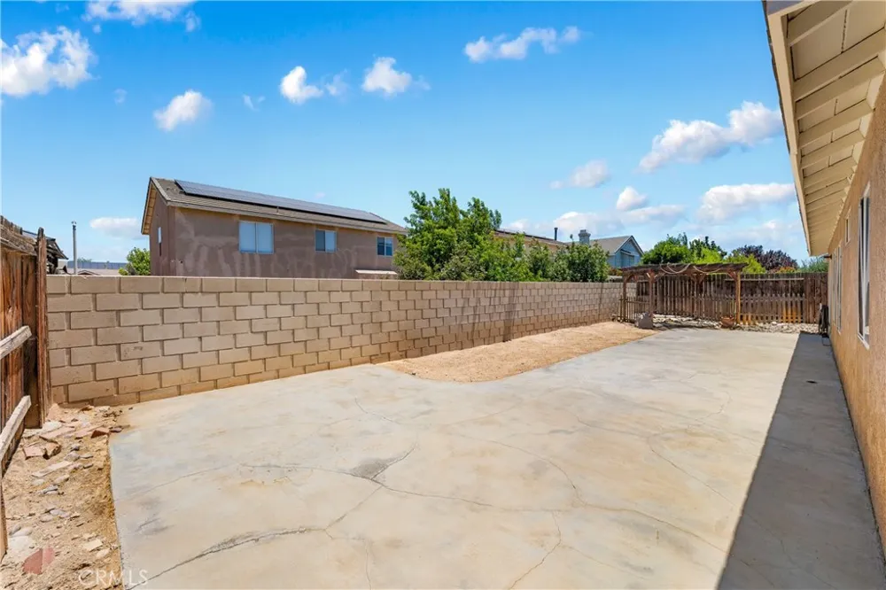 45420 Fairbanks Lancaster, CA 93534