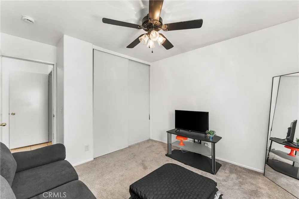 45420 Fairbanks Lancaster, CA 93534
