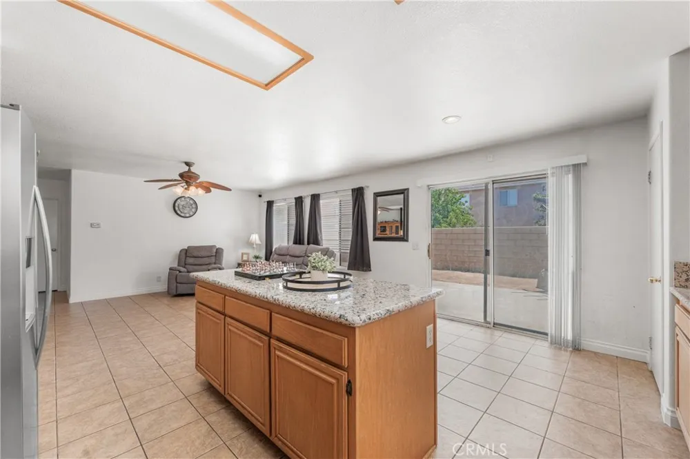 45420 Fairbanks Lancaster, CA 93534