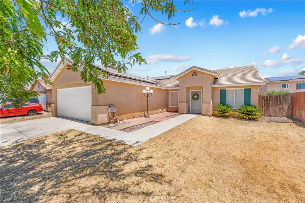45420 Fairbanks Lancaster, CA 93534