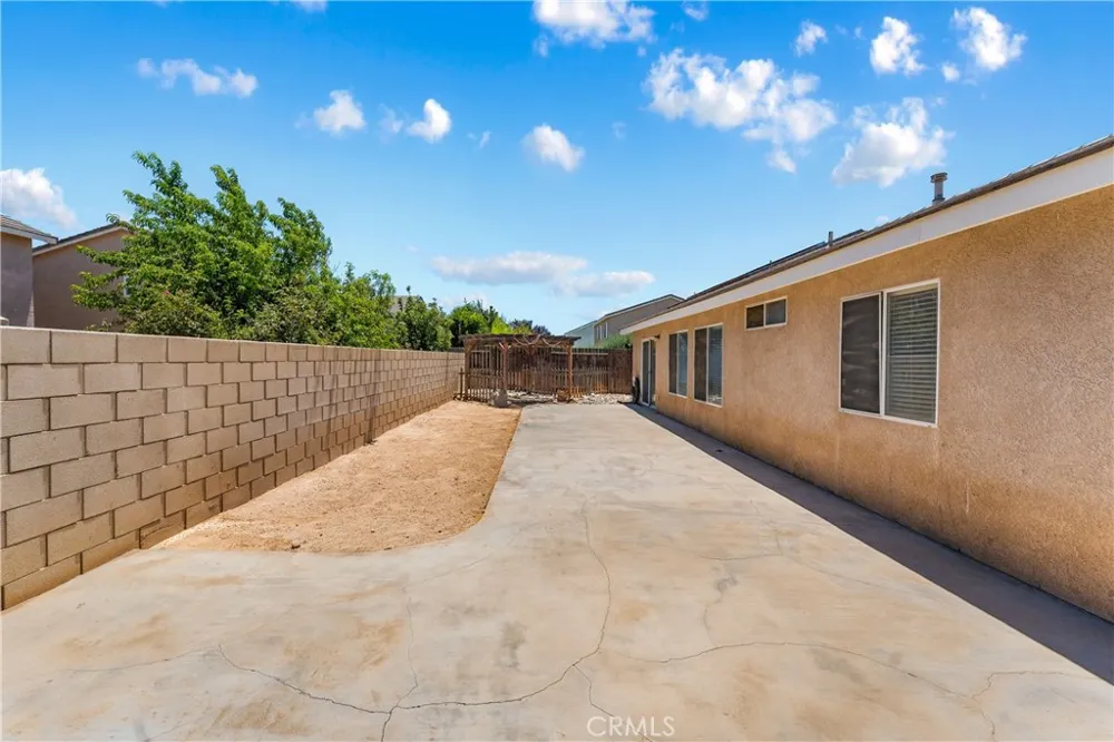 45420 Fairbanks Lancaster, CA 93534