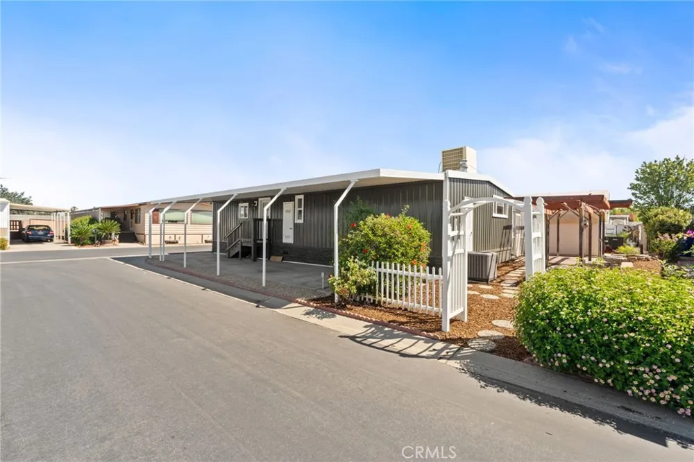 1001 Sylmar Ave #173 Clovis, CA 93612
