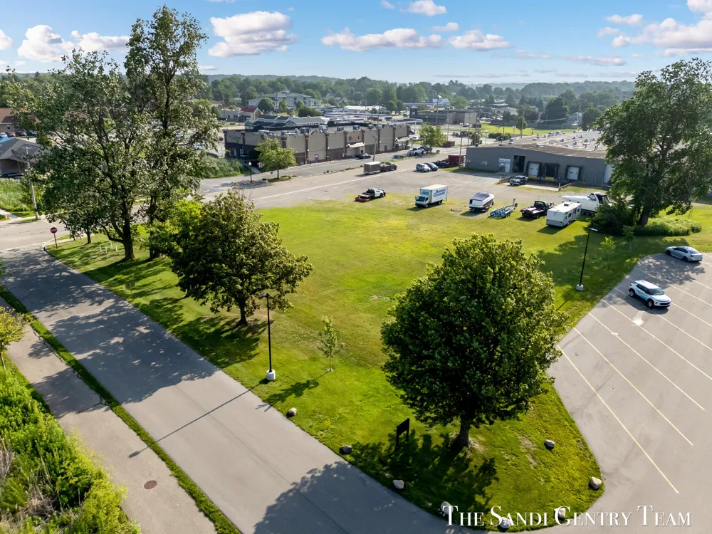W Exchange Street Spring Lake, MI 49456