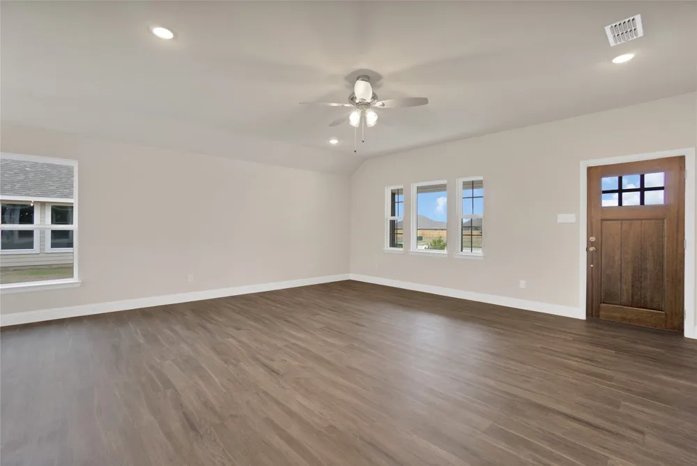 312 Colby Drive Hillsboro, TX 76645