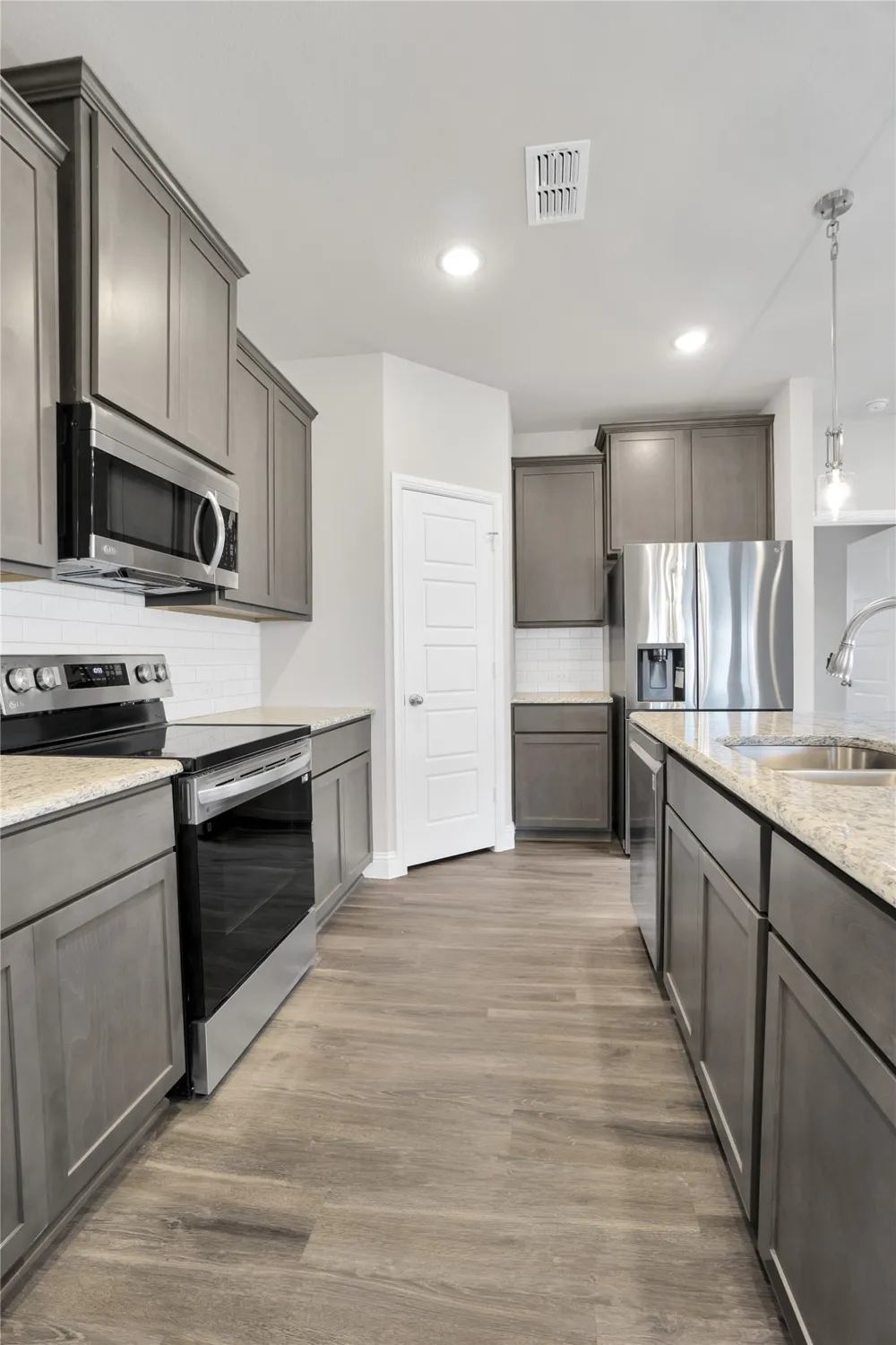 312 Colby Drive Hillsboro, TX 76645