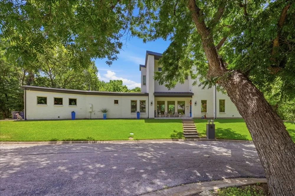 3751 Stoney Creek Court Fort Worth, TX 76116