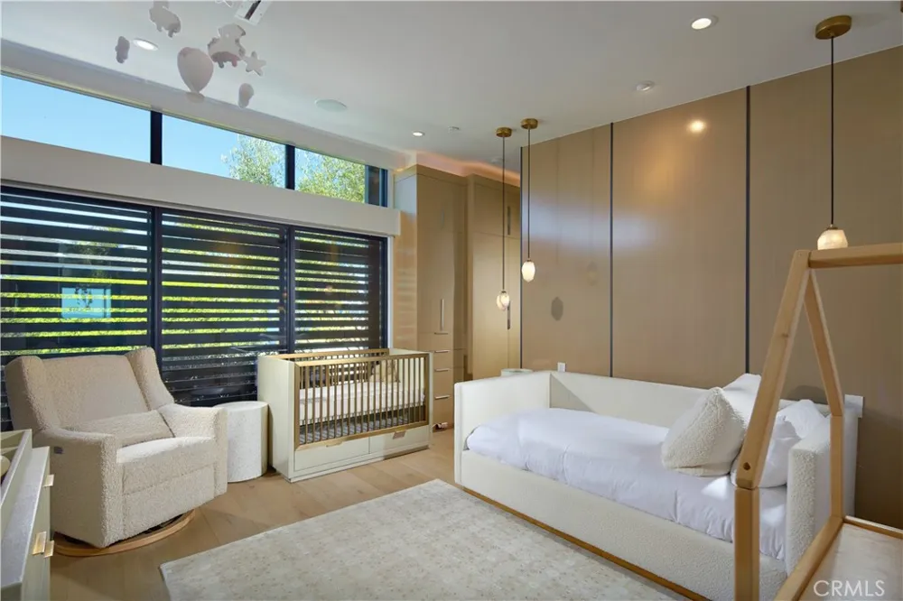 1201 Dolphin Terrace Corona del Mar, CA 92625