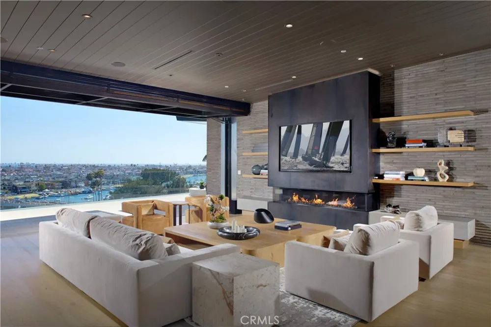 1201 Dolphin Terrace Corona del Mar, CA 92625