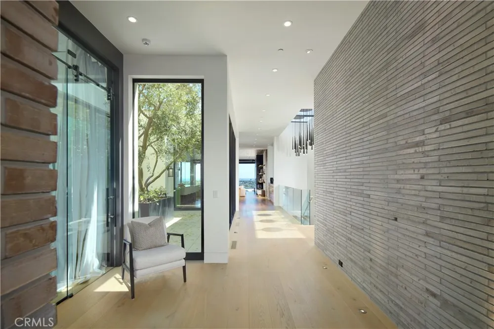 1201 Dolphin Terrace Corona del Mar, CA 92625