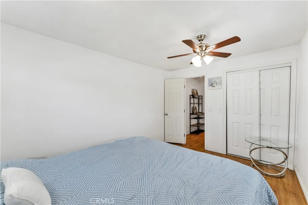 656 E I Ontario, CA 91764