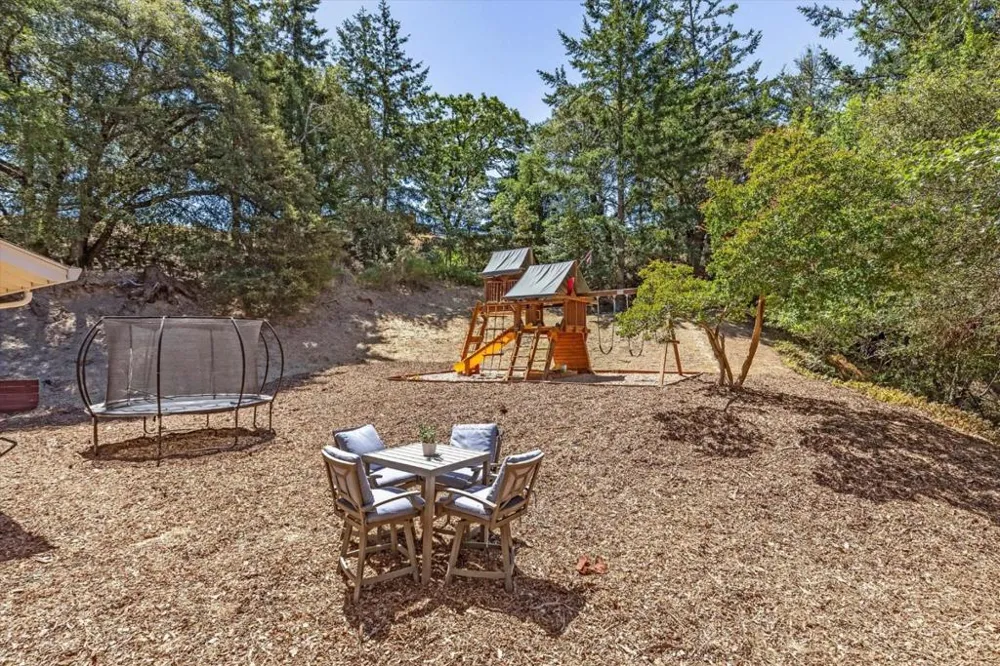 181 Spring Water Lane Los Gatos, CA 95033