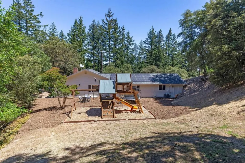181 Spring Water Lane Los Gatos, CA 95033
