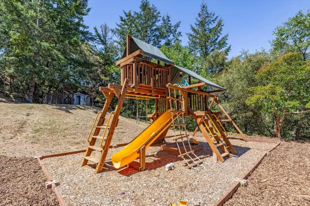 181 Spring Water Lane Los Gatos, CA 95033