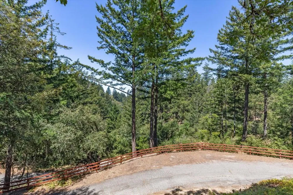 181 Spring Water Lane Los Gatos, CA 95033